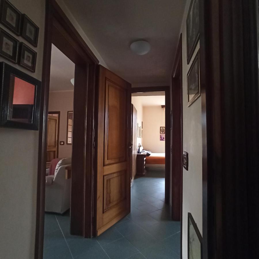 Casa Vincenzo 130 Mq Con Portico Ed Ingresso Esclusivo Dal Giardino Villa Felino Luaran gambar