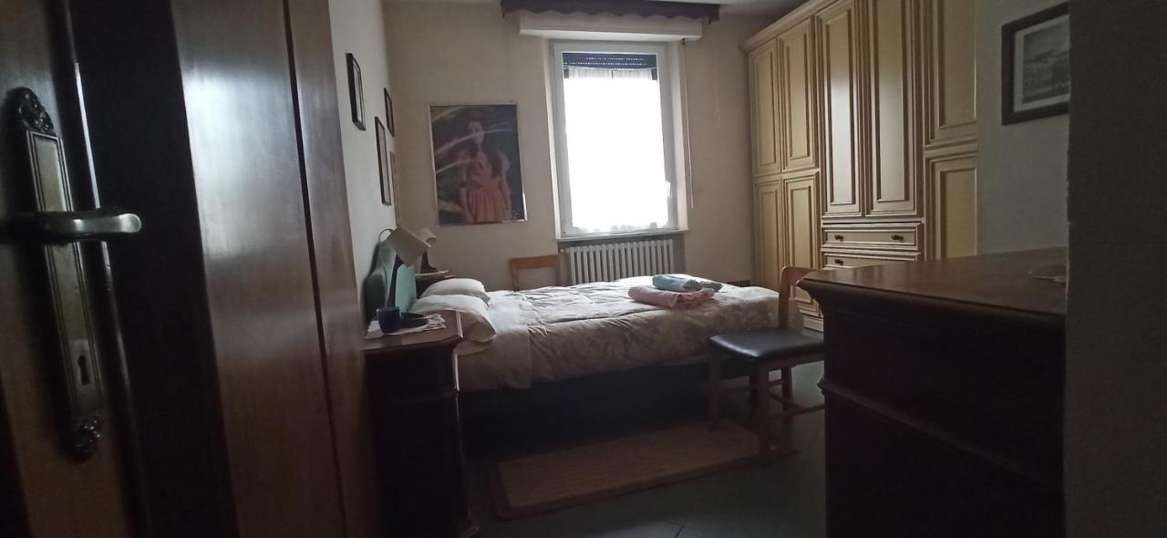 Casa Vincenzo 130 Mq Con Portico Ed Ingresso Esclusivo Dal Giardino Villa Felino Luaran gambar