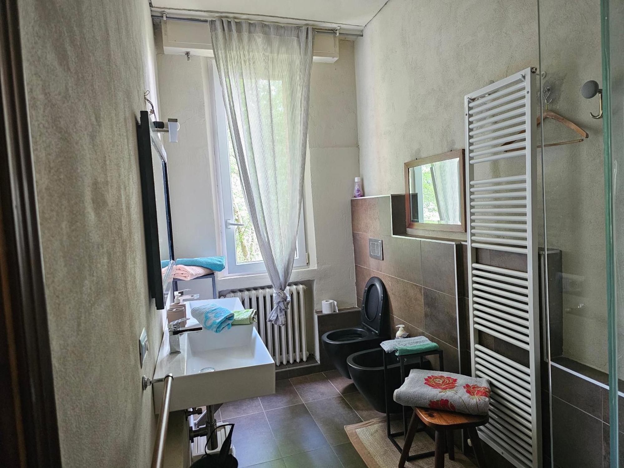 Casa Vincenzo 130 Mq Con Portico Ed Ingresso Esclusivo Dal Giardino Villa Felino Luaran gambar